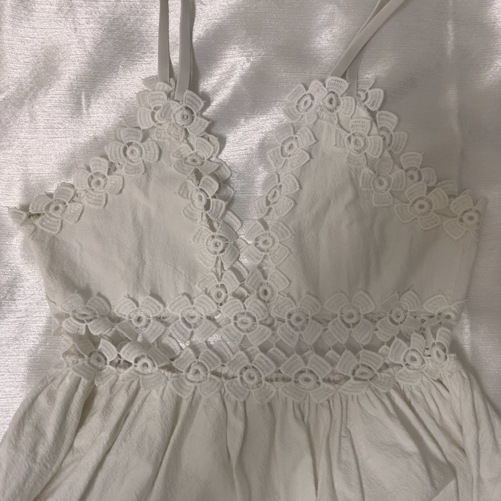 RAGA White Embroidered Floral V-Neck Mini Dress Women's M - Picture 8 of 8